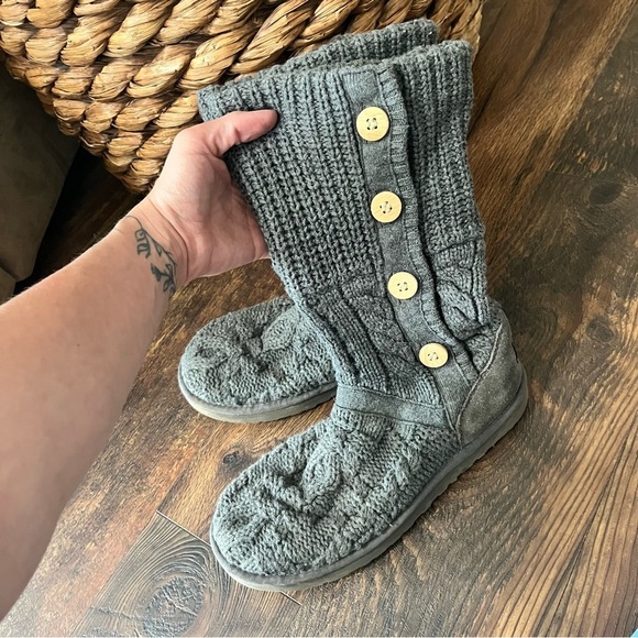 UGG Australia Leland Women's U.S Size 8 Gray Knit Tall or Fold Over Anke Boots - Picture 2 of 6